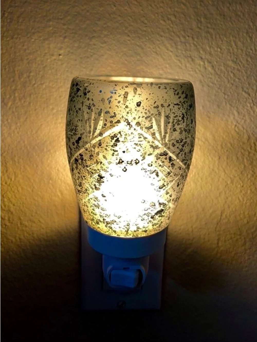 Scentsy Vintage Glass Warmer - Emerald Green